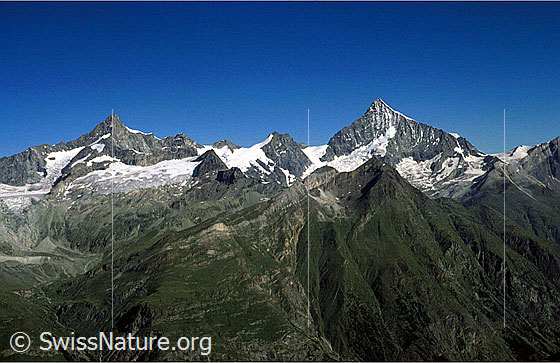 Foto: Zinalrothorn, Schalihorn und Weisshorn von SE (Gornergrat). Vorgelagert das Mettelhorn.
Aufnahme ab Dia.