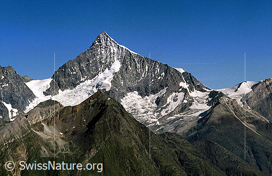 Foto: Schalijoch und Weisshorn von SE (Gornergrat).
Vorgelagert das Mettelhorn.
Aufnahme ab Dia.