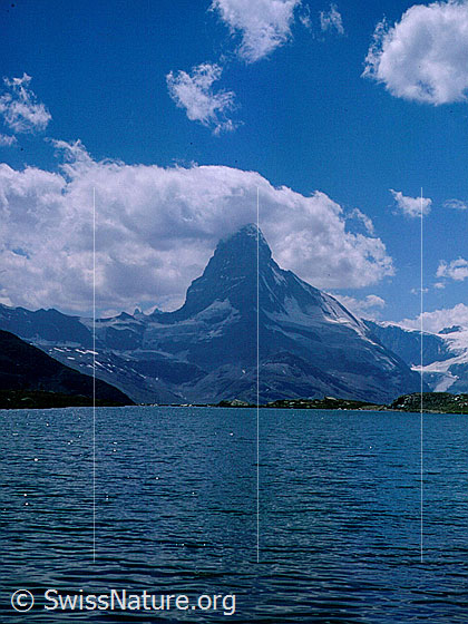 Foto: Matterhorn mit Stellisee.
Aufnahme ab Dia.