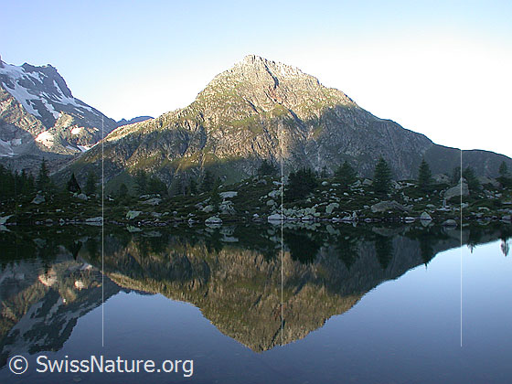 Foto: Mässersee mit Spiegelung. Im Hintergrund ist das Stockhorn sichtbar.