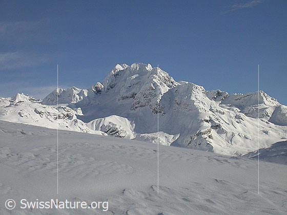 Foto: Frisch verschneite Landschaft mit Ofenhorn von W (Gand)