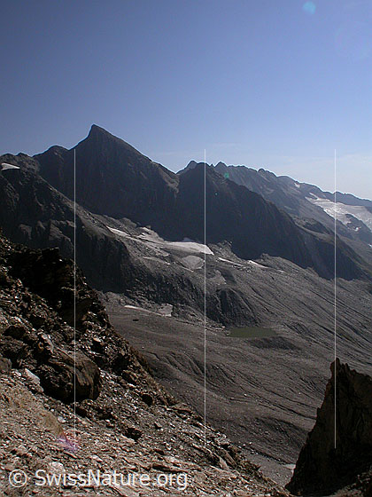 Foto: Im Aufstieg zum 4. Turbechepf (Pt. 3118): Blick Richtung E zu Turbhorn und Turbsee.