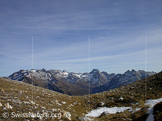 Foto: Blick vom Breithorn über das Binntal zum Ofenhorn.