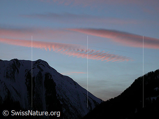 Foto: Interessante Abendstimmung über dem Binntal.