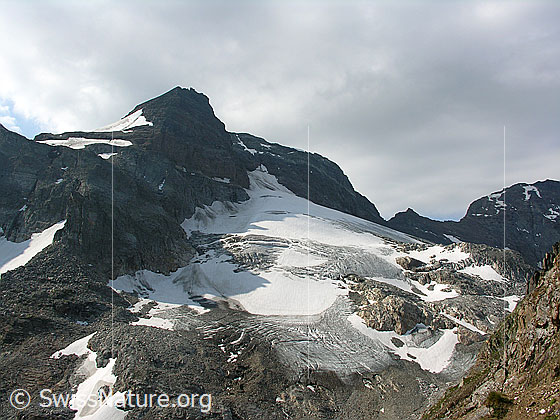 Foto: Im Aufstieg zum Rote Sulz: Blick zu Hillehorn und Mättitalgletscher