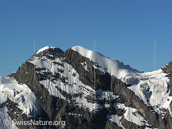 Foto: Im Abstieg vom Schilthorn. Blick zum Tschingelspitz. Dahinter ist der Gipfel des Tschingelhorn sichtbar.