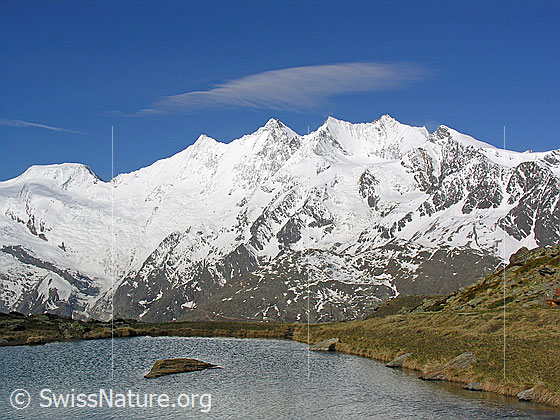 Foto: Alphubel und Mischabel von E
Alphubel - Täschhorn - Dom - Lenzspitze - Nadelhorn - Stecknadelhorn - Ulrichshorn