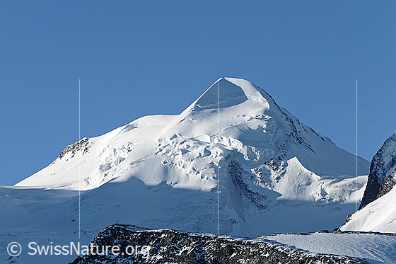 Foto: Der Viertausender Castor von Norden.