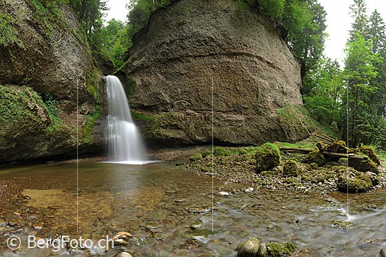 Foto: Wasserfall (Langzeitbelichtung)
