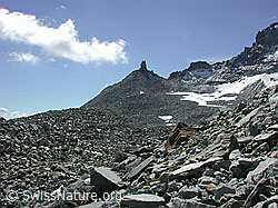 Photo: Chriegalppass: Steinwüste und Guglie di Cornera
