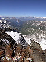 F012696: Ofenhorn: Tiefblick ins Binntal