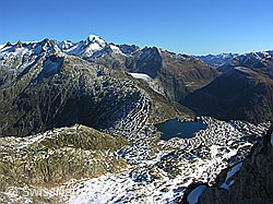 Foto: Gärstenhörnern, Rhonestock, Tiefenstock, Galenstock, Totesee