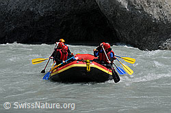 F058756: Riverrafting durch die Rheinschlucht