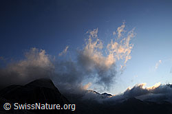 F062304: Morgenstimmung mit Wolken