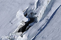 F062416: Loch im Rappegletscher