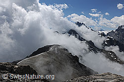 F087784: Berge mit eindrücklicher Wolkenstimmung