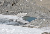 F110410: Gletschsersee am Chilchligletscher