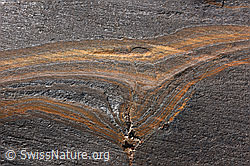 F154070: Kunstwerk im Gletscherschliff