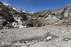Foto: Einsturztrichter Unteraargletscher 2018/2019 (Stand 7.2020)