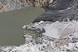 Foto: Gletscherabdeckungen Rhonegletscher (Stand 7.2021)